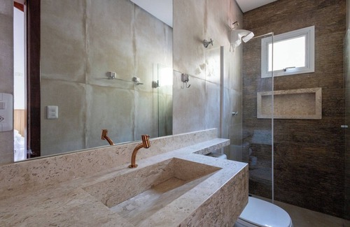 Pontal da Cruz Bed & Breakfast | Quarto com Wi-Fi, ar-condicionado e a 300m do mar