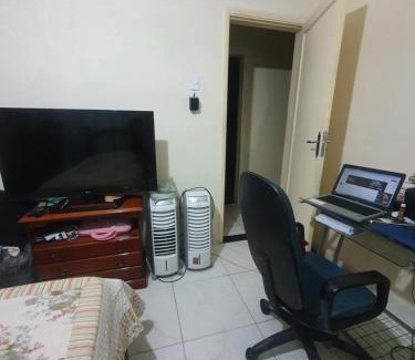 Del Castilho Apartment | quarto compartilhado em Del castilho