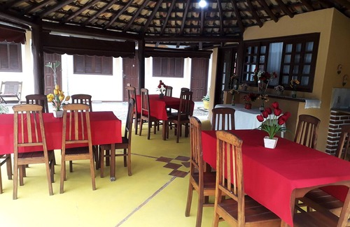 Ponte Branca Apartment | Quarto de pousada com Wi-Fi em Paraty, RJ