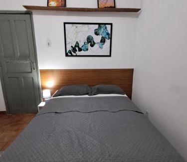 Duque de Caxias House | Quarto econômico 25 de agosto