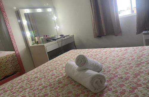 Parque da Fonte Bed & Breakfast | Quarto família Curitiba & SJP