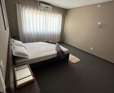 Varzea Grande Hotel | Quarto Kyalami Wake Park