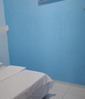 Icui-Guajara House | Quarto privativo no Condomínio Quinta das Oliveiras