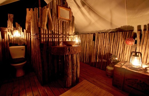 Paterson Cabin | Quatermain's 1920's Safari Camp - Amakhala Game Reserve