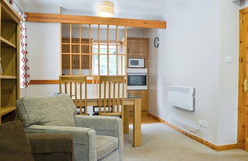 Waterhead Cottage | Quaysiders Club A - UK34757