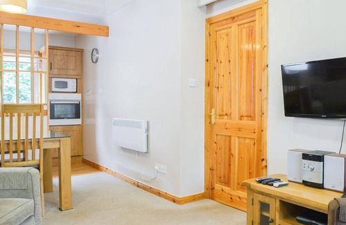 Waterhead Cottage | Quaysiders Club G - UK34763