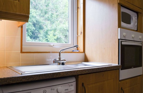 Waterhead Cottage | Quaysiders Club G - UK34763