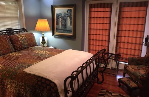 Jefferson Other | Queen Bed in Farmhouse on rural sheep and goat farm