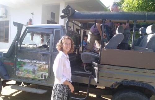 Ampara Hotel | Quench Inn