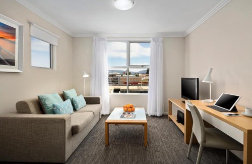 Wollongong CBD Apartment | Quest Wollongong