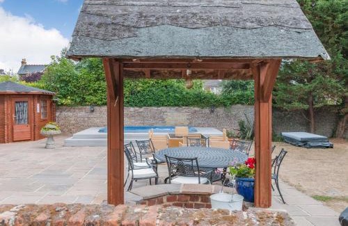 Westgate-on-Sea House | Questeds