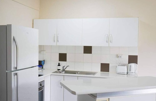 Mundingburra Apartment | Quiet 2BRM 1BATH apartment in Mundingburra