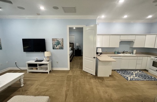 Zephyrhills House | Quiet and Peaceful Guest House