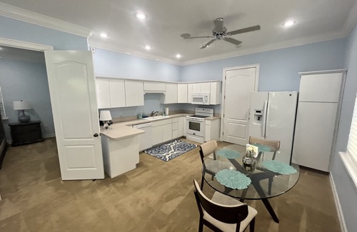 Zephyrhills House | Quiet and Peaceful Guest House