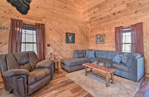 Berea House | Quiet and Secluded Berea Cabin on 70-Acre Farm!