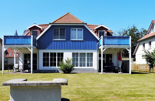 Ostseebad Prerow Apartment | Quiet apartment, located close to the center, with garden for communal use