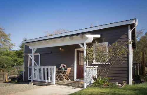 Jacoby Creek Cottage | Quiet Arcata Hideaway