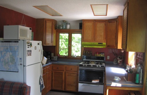 Franklin Cottage | Quiet Beachfront Artist's Home