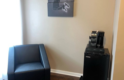 McDonough House | Quiet bedroom in McDonough