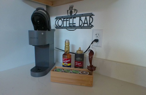 Hulbert Cabin | Quiet cabin, firepit, fenced, no pet fee, NEW, 4 person occ