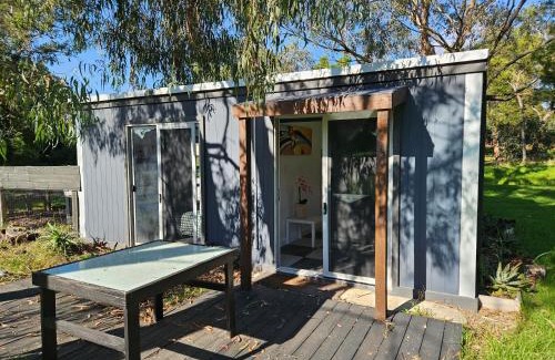 Pearcedale House | Quiet Cabin in the forest-Pearcedale