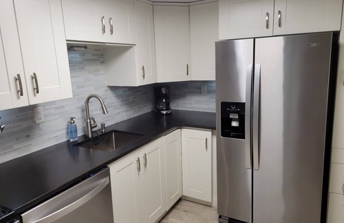 Venice Condo | Quiet Condo w/Elevator in Bird Bay - Pickleball, pool, 2 miles to the beach!