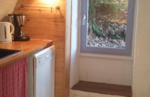 Chambon-sur-Lac House | Quiet cottage in the heart of the Sancy Massif and volcanoes of Auvergne