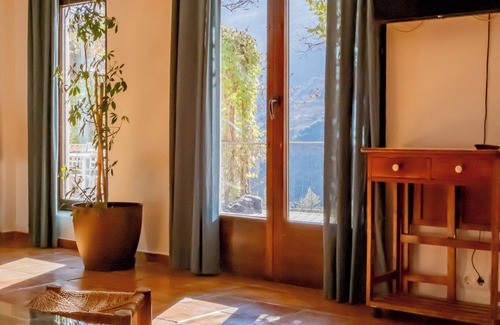 Guejar Sierra Villa | Quiet country house between the ski resort of Sierra Nevada and Granada