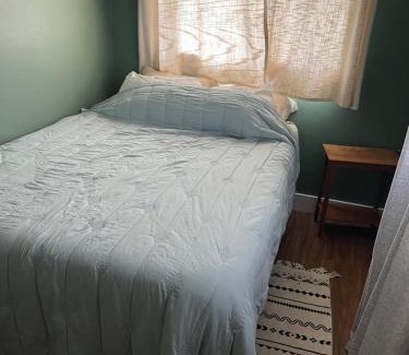 Hauula House | Quiet home near the coast