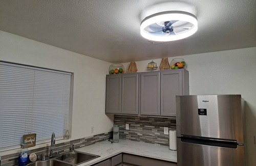 Sunrise Manor House | Quiet Home w/Easy Access to Fabulous Las Vegas