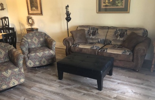 Talladega Condo | Quiet lakeside condo on Logan Martin