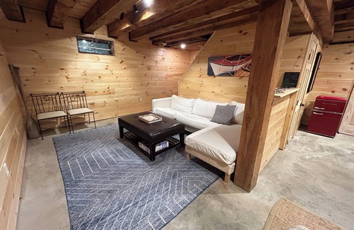 Meredith House | Quiet location on Lake Waukewan, minutes to Meredith center. Pet-Friendly