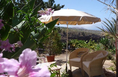 Santo Domingo House | Quiet oasis Canary Island sea view, highlight for nature lovers.