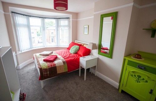 Higher Walton House | Quiet residence close to M6 Preston