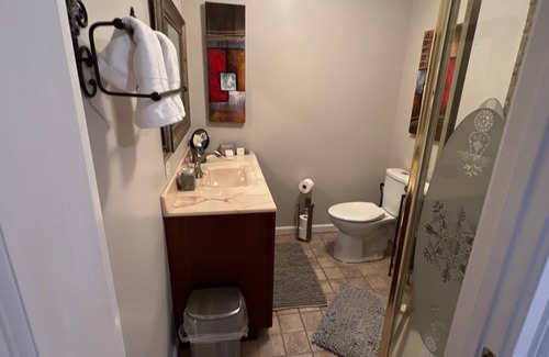 Taylors House | Quiet, scenic farm with private Pool! Minutes from Greer and Greenville, SC.