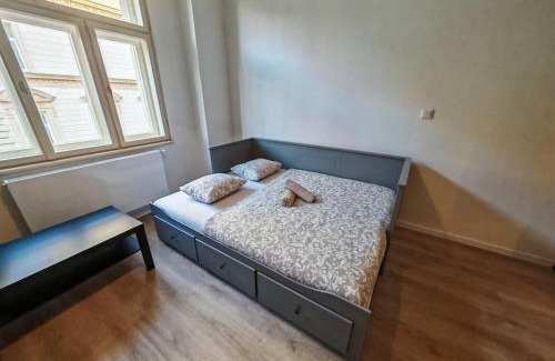 Zizkov Apartment | Quiet Studio in Hip Zizkov