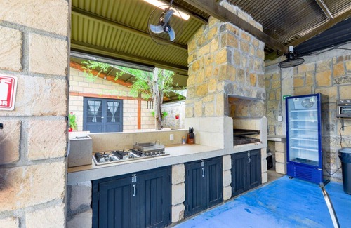 Montemorelos Cabin | Quinta Allende | Bar, Bar, Palapa with grill, Soccer, Volleyball, Children's Games