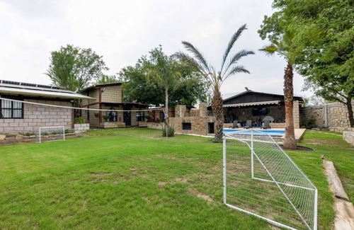 Montemorelos Cabin | Quinta Allende | Bar, Bar, Palapa with grill, Soccer, Volleyball, Children's Games