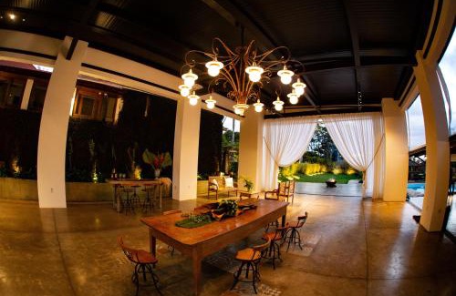 Araxa House | Quinta dos Lemos