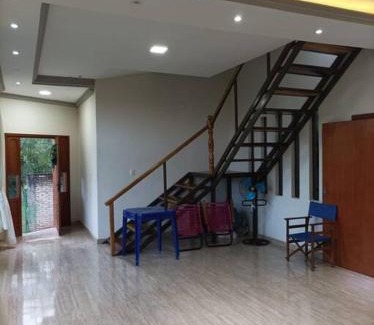 Ciudad Del Este House | Quinta Las Palmeras, Cond. Cerrado seguridad 24hs.