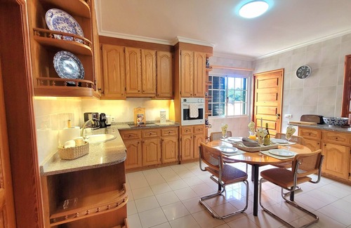 Santo Antonio House | Quinta Martin, spacious villa with views of Funchal and the Atlantic Ocean