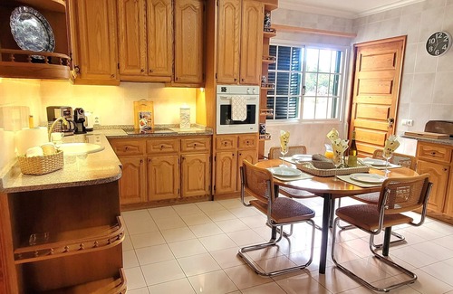 Santo Antonio House | Quinta Martin, spacious villa with views of Funchal and the Atlantic Ocean