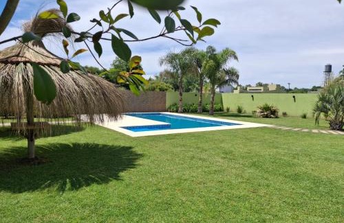 Empalme Lobos House | Quinta TRI-VAL