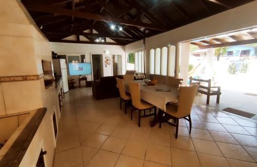 Centro House | Quiosque com piscina e churrasqueira!