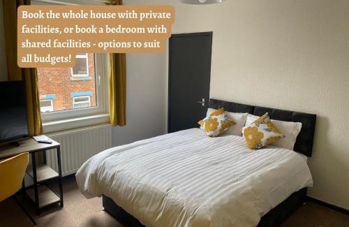 Ferryhill House | Quirky and Cosy Two Bed in Ferryhill Near Durham! - Available as individual rooms or the Entire Property!