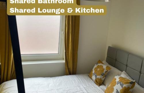 Ferryhill House | Quirky and Cosy Two Bed in Ferryhill Near Durham! - Available as individual rooms or the Entire Property!