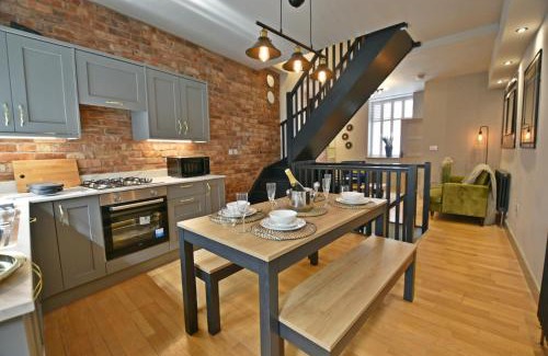 Clitheroe House | Quirky cottage set in Clitheroe
