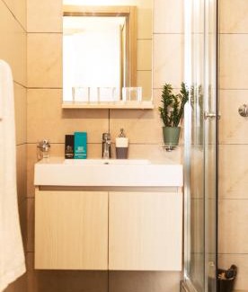 Le Plateau Apartment | Résidence ATTA