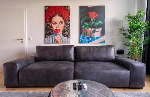 Ruettenscheid Apartment | RüSuite XL I 2-Zimmer Apartment I Balkon I Netflix