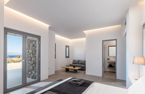 Plintri Villa | R 3169 Villa Floris With Dishwasher.iPad & Laundry facility,